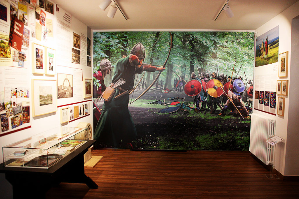 CENTRO EXPOSITIVO Y OFICINA DE TURISMO VALCARLOS