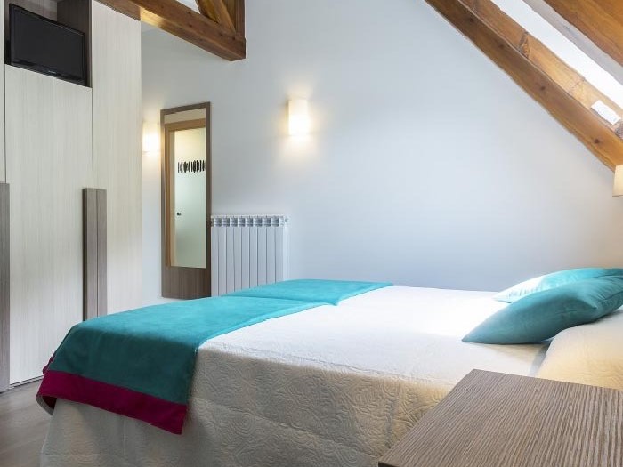 https://turismodenavarra.com/wp-content/uploads/2021/06/Hotel-Rural-Aunamendi.jpeg?wpId=38384