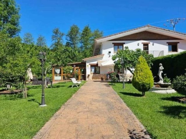 Casa Rural Gure Etxea