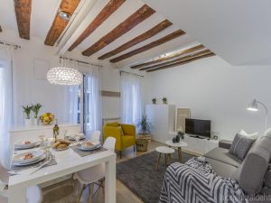 Center Pamplona Apartament
