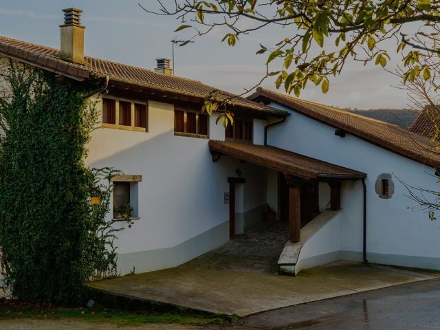 Casas Rurales Mikelenea y Mikelenetxiki