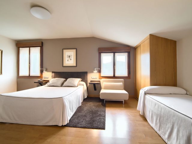 Hostal Izar-Ondo