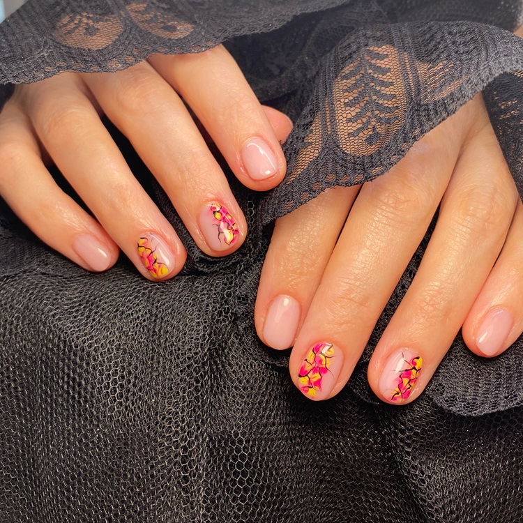 Nails & Beauty VLADI`S