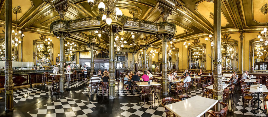 café iruña interior